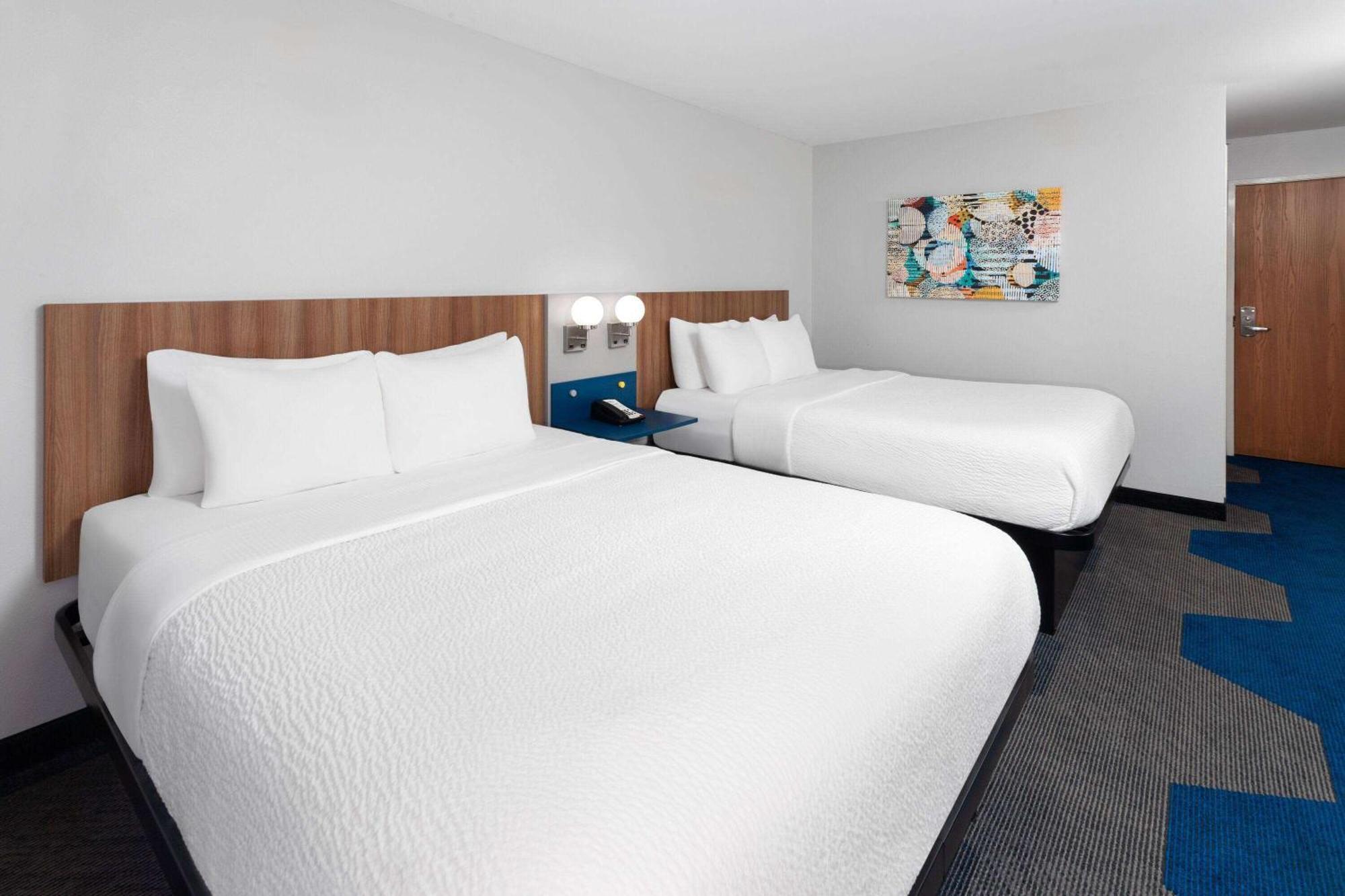 Microtel Inn By Wyndham Janesville Dış mekan fotoğraf